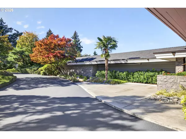 Lake Oswego, OR 97034,777 CHERRY CIR