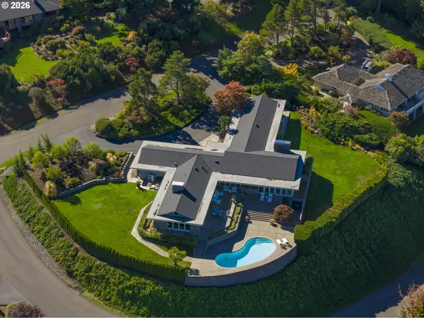 777 CHERRY CIR, Lake Oswego, OR 97034