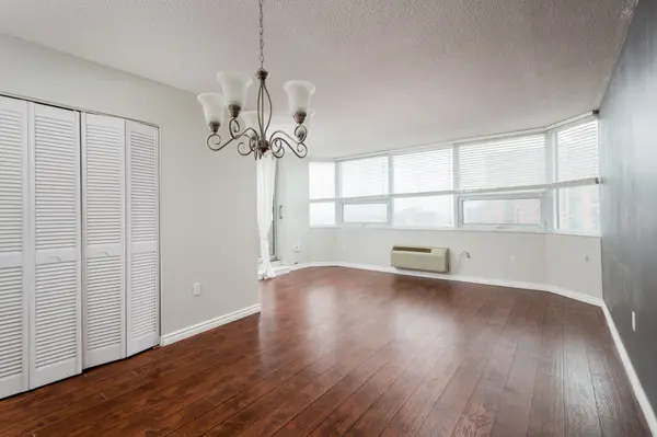 121 Ling RD #1004, Toronto E10, ON M1E 4Y2