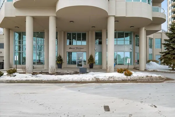 2 Toronto ST #903, Barrie, ON L4N 9R2