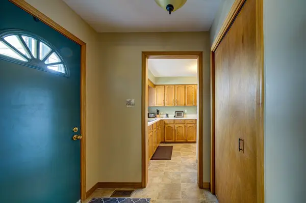 229 Datas DR E, Clearview, ON L0M 1S0