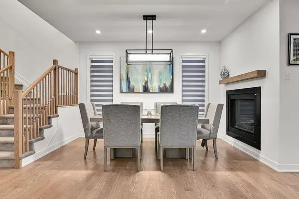 912 Duxbury LN, Blossom Park - Airport And Area, ON K4M 0M2