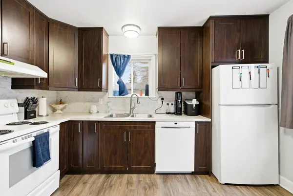 229 Fourth ST W, Cornwall, ON K6J 2R9