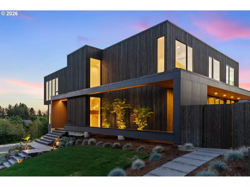 13191 SE Regency View ST, Happy Valley, OR 97086