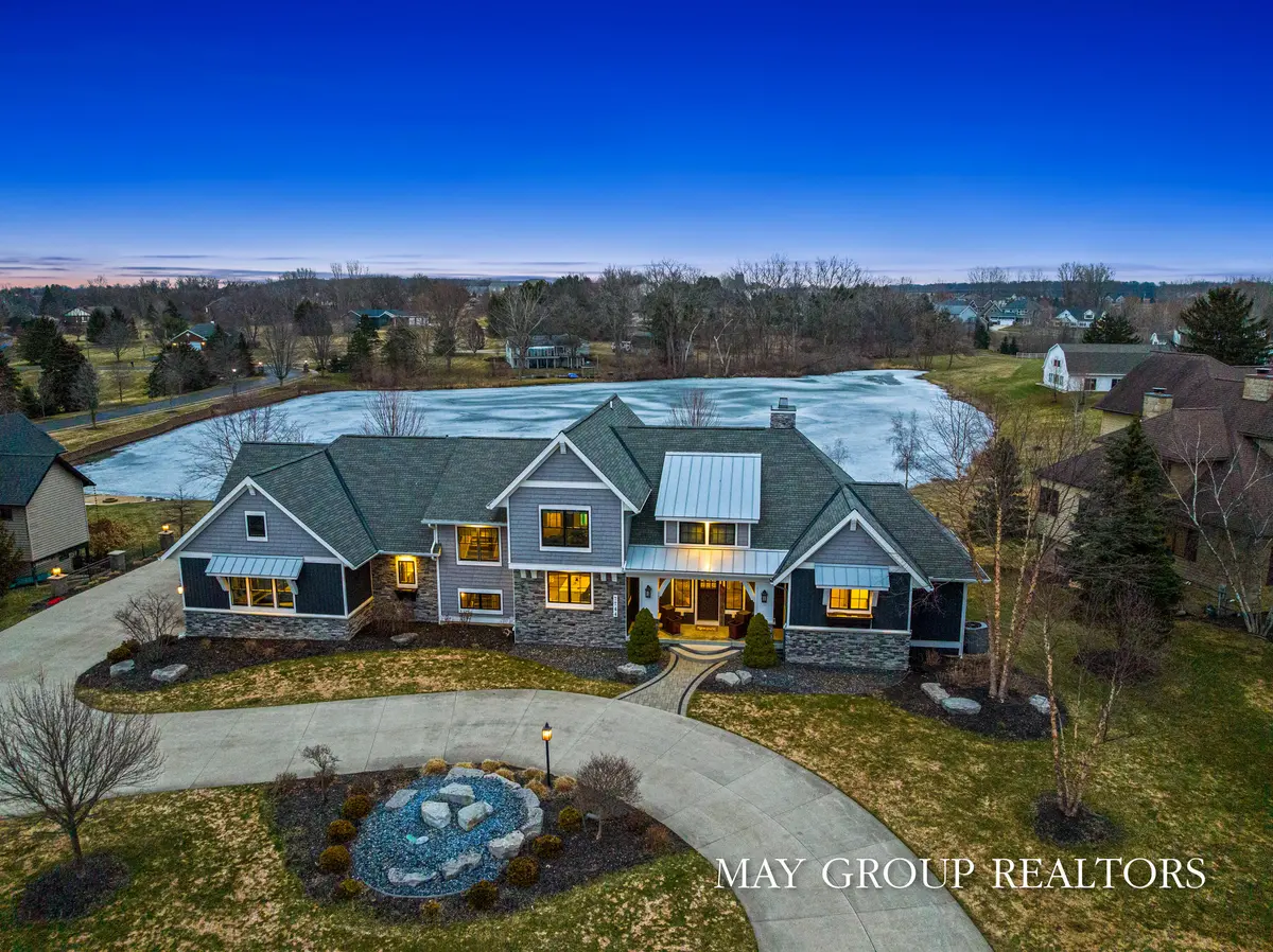 7744 Harmony Cove CT SE, Gaines Twp, MI 49315