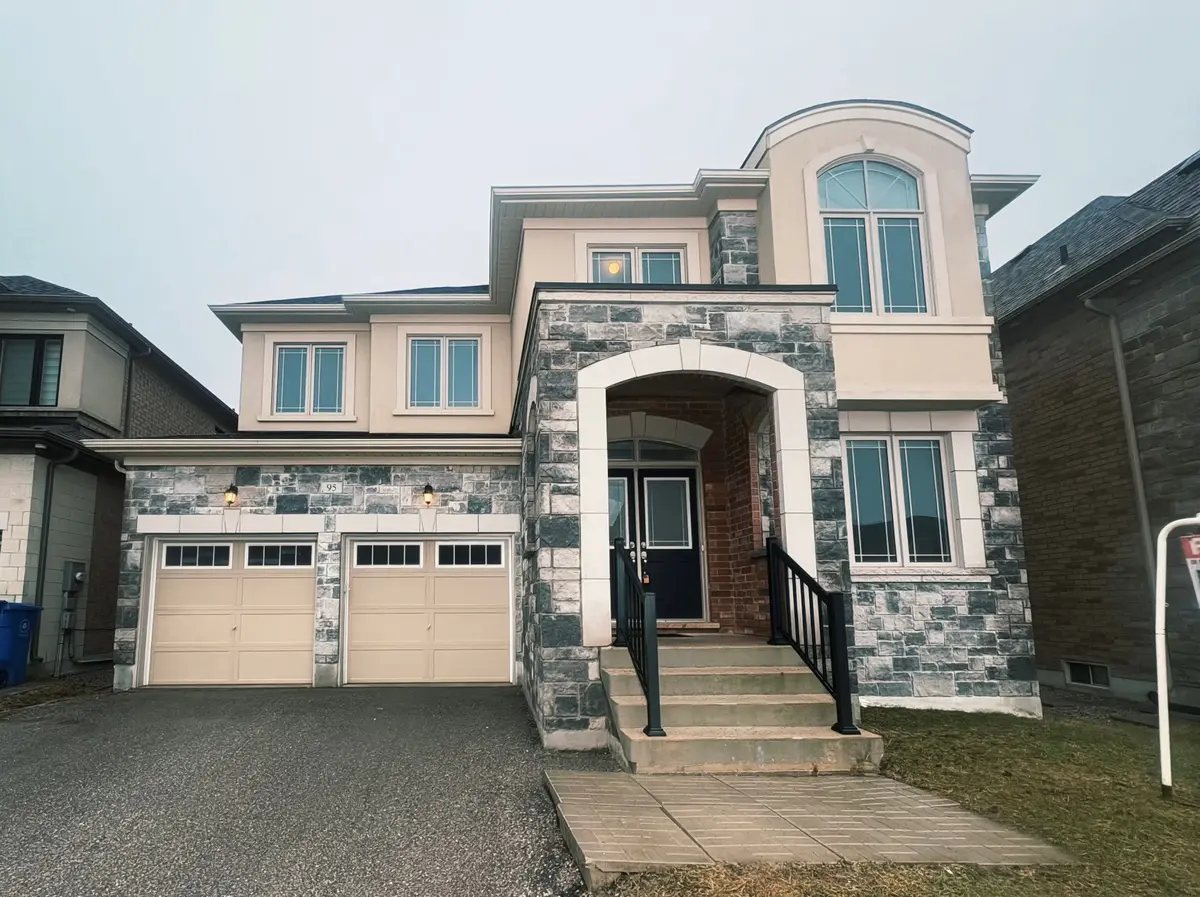 95 Walter English DR, East Gwillimbury, ON L9N 0R8