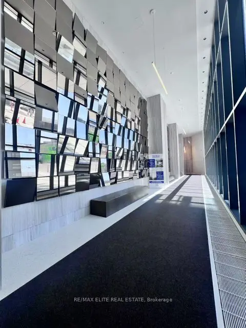 225 Commerce ST #1705, Vaughan, ON L4K 5Z7