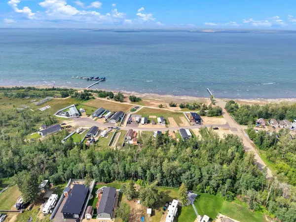 41310 Range Road 282 #135, Rural Lacombe County, AB T4L 2N3