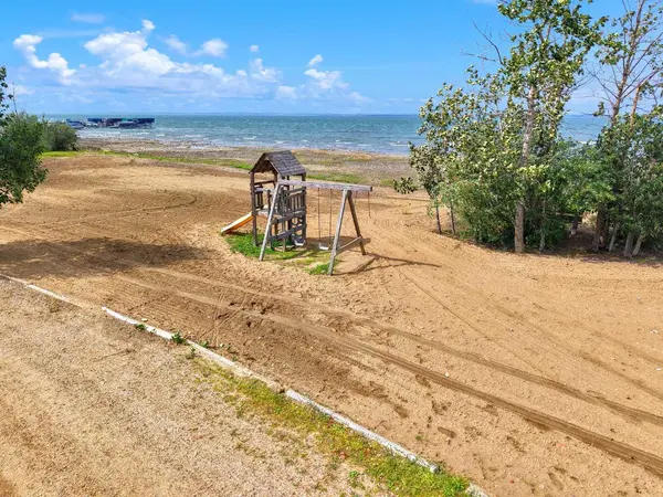 41310 Range Road 282 #135, Rural Lacombe County, AB T4L 2N3