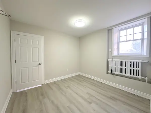 7 Glen RD #2, Toronto C08, ON M4X 1M4