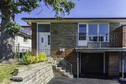 39 Hepscott TER #main, Toronto E05, ON M1W 1C9