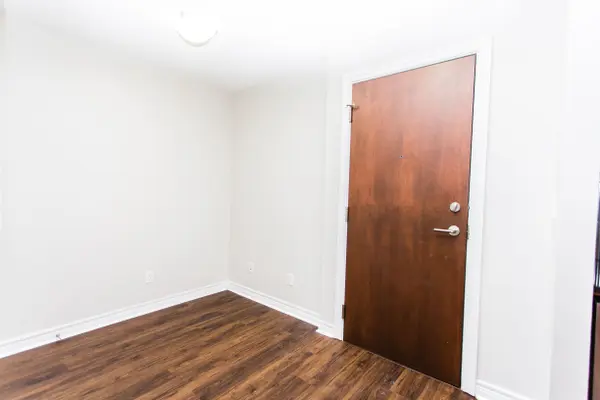 310 Burnhamthorpe RD #301, Mississauga, ON L5B 4P9