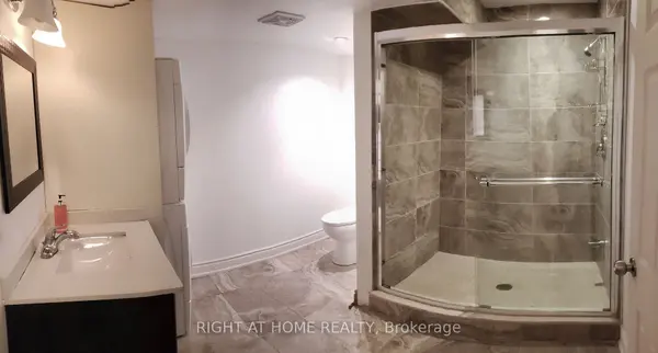 4 Elwin RD, Brampton, ON L6X 0C4