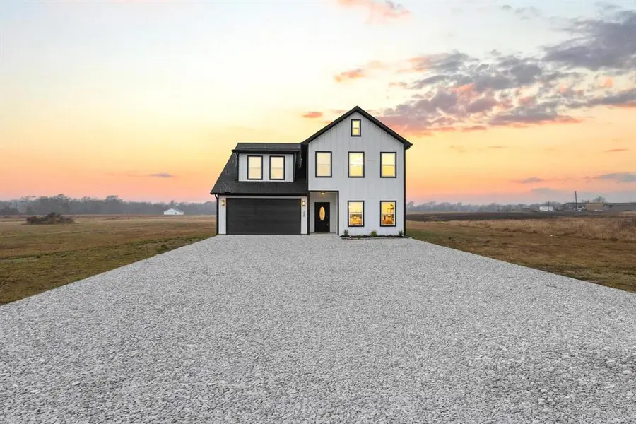 3632 County Road 15100, Blossom, TX 75468