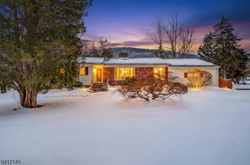 38 Butternut Dr, Vernon Twp., NJ 07462