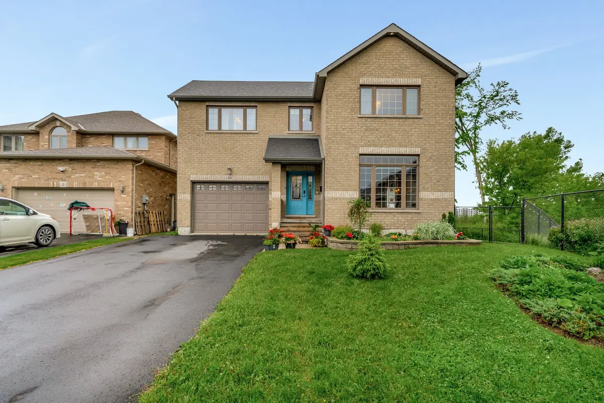 10 Meagher PL, Belleville, ON K8P 0C1