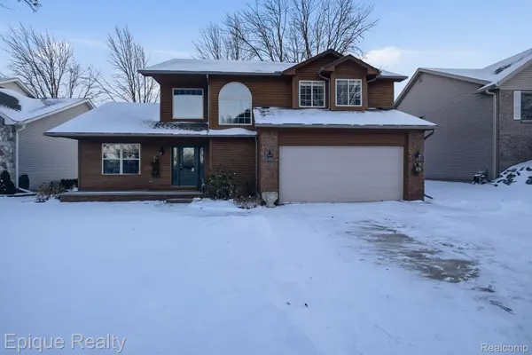 4085 Blue River DR, St. Clair Township, MI 48079