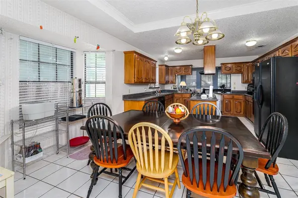 601 Houston School Road, Red Oak, TX 75154