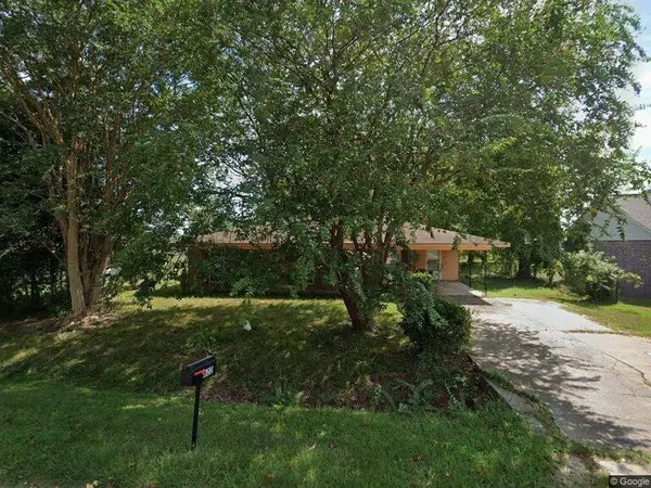 823 Brewton Street,  Natchitoches,  LA 71457