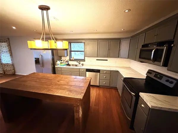 503 E Sadosa Street, Eastland, TX 76448