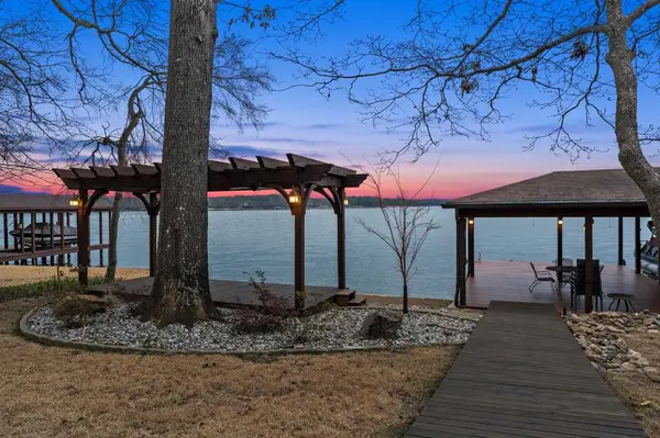 345 E El Dorado Drive, Scroggins, TX 75480