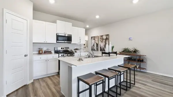 1753 LEEVON Lane, Fort Worth, TX 76140