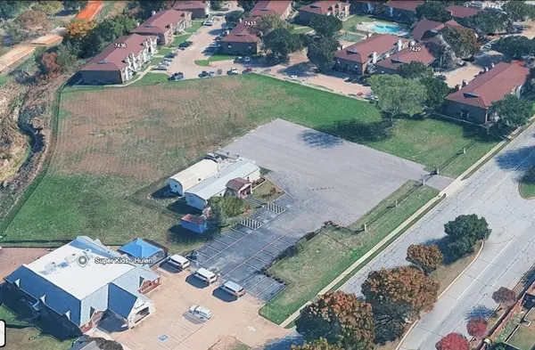 7387 S Hulen Street, Fort Worth, TX 76133