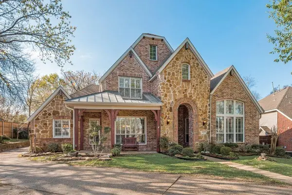 647 Royalwood Court, Grand Prairie, TX 75052