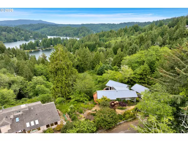 Florence, OR 97439,6027 VIEW LOOP