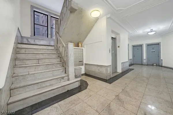 277 Harrison Ave, Jersey City, NJ 07304