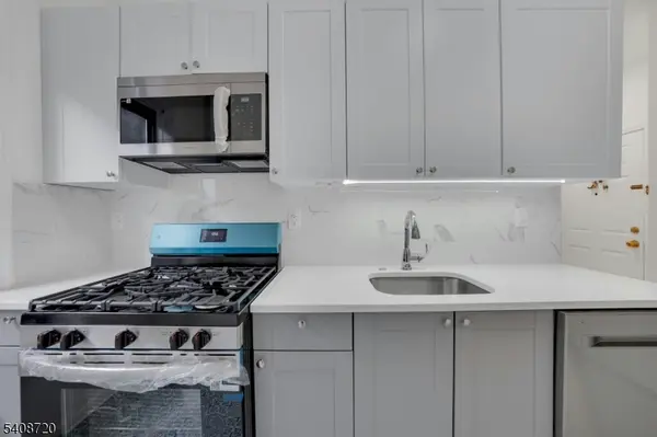 277 Harrison Ave, Jersey City, NJ 07304