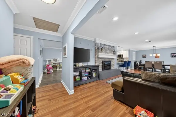 38 Butternut Dr, Vernon Twp., NJ 07462