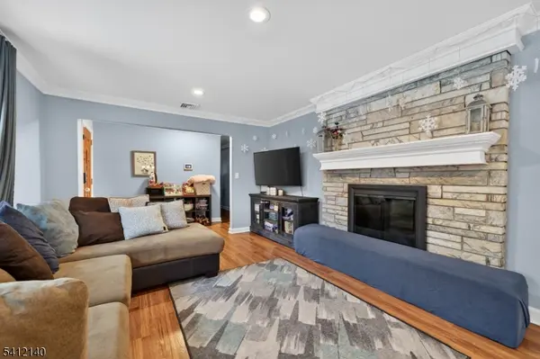 38 Butternut Dr, Vernon Twp., NJ 07462