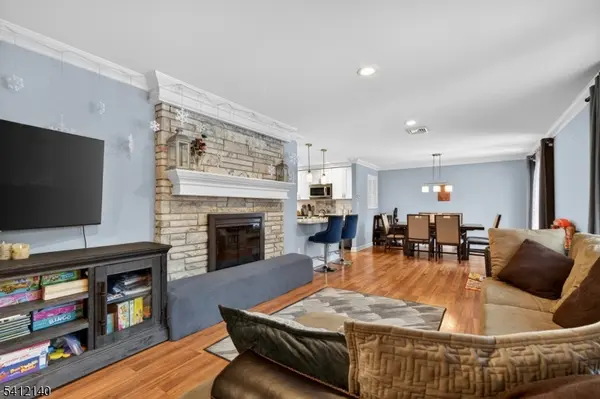 38 Butternut Dr, Vernon Twp., NJ 07462