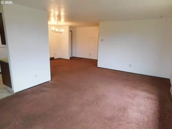 Florence, OR 97439,1990 WILLOW ST