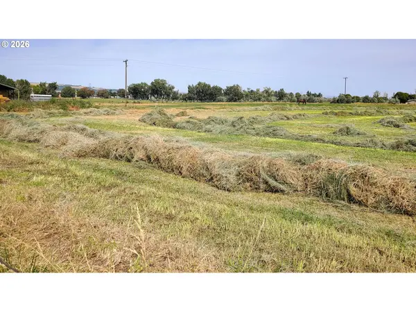 68499 KUNZE LN, Boardman, OR 97818