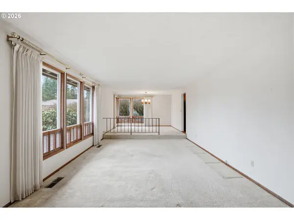 17300 TIMOTHY WAY, Gladstone, OR 97027