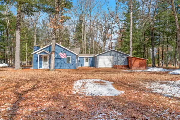 2762 W Southern AVE, Peacock Twp, MI 49304