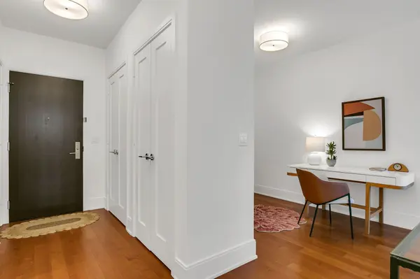 25 Broadway AVE #1502, Toronto C10, ON M4P 1T7