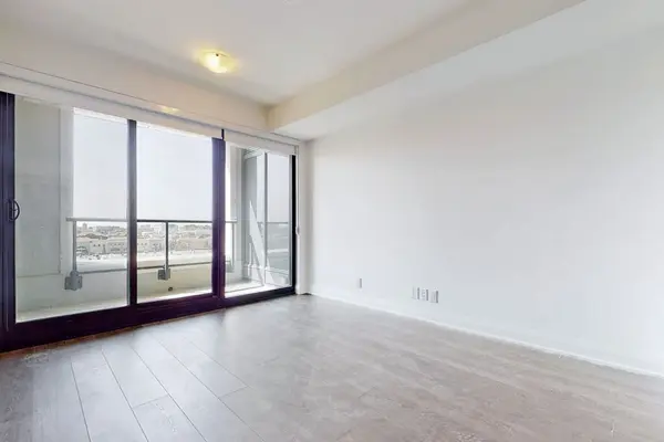 33 Frederick Todd WAY #610, Toronto C11, ON M4G 0C9