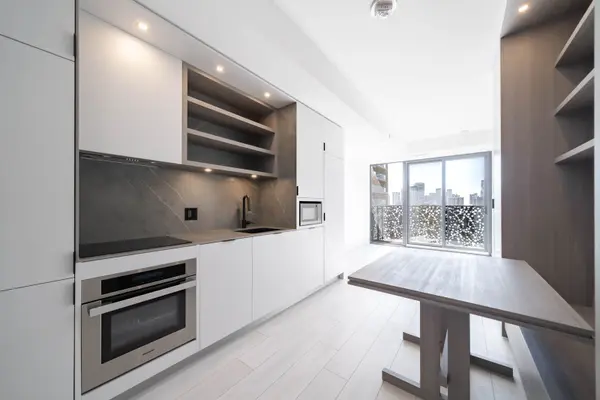 55 Charles ST E #1705, Toronto C08, ON M4Y 0J1