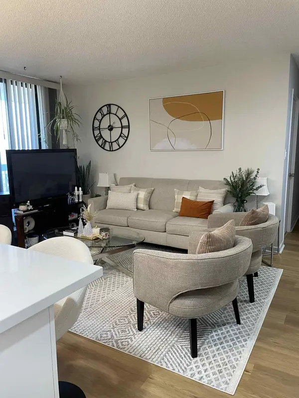 90 Ling RD #603, Toronto E10, ON M1E 4Y3