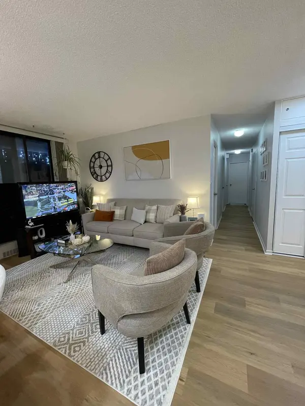 90 Ling RD #603, Toronto E10, ON M1E 4Y3