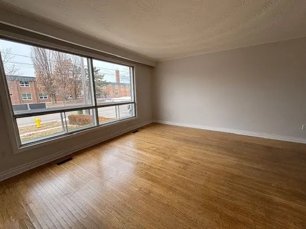 199 Gracedale BLVD #Main Floor, Toronto W05, ON M9L 2C3