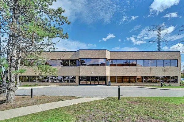 20 Colonnade RD, Cityview - Parkwoods Hills - Rideau Shore, ON K2E 7M6