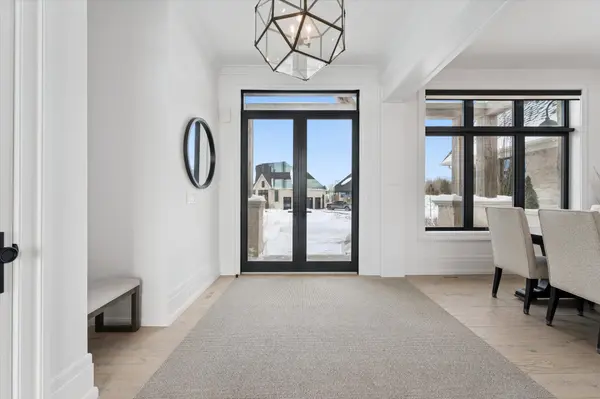 129 Heritage Lake DR, Puslinch, ON N0B 2J0