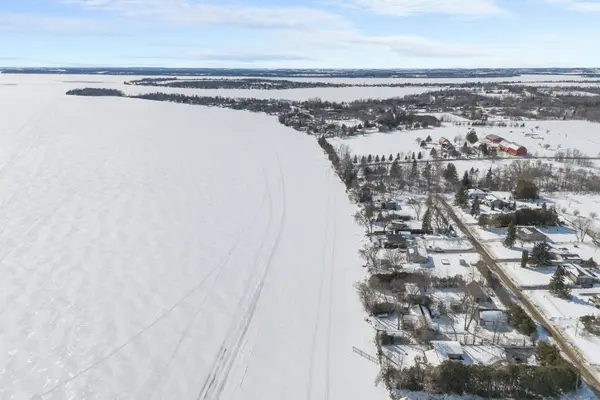 18 Lakeview BLVD, Kawartha Lakes, ON K0M 2C0