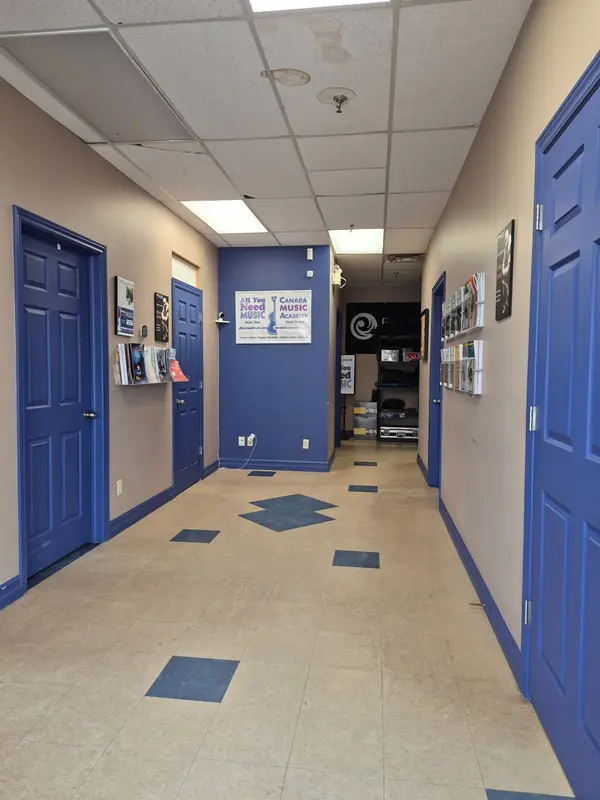 555 CALIFORNIA AVE #3, Brockville, ON K6V 7N6