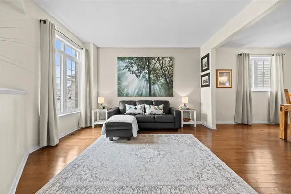 175 Chenoa WAY, Barrhaven, ON K2J 0M4