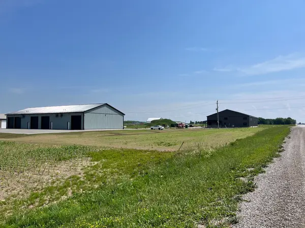 1005 Heenan CT, Lucan Biddulph, ON N0M 2J0